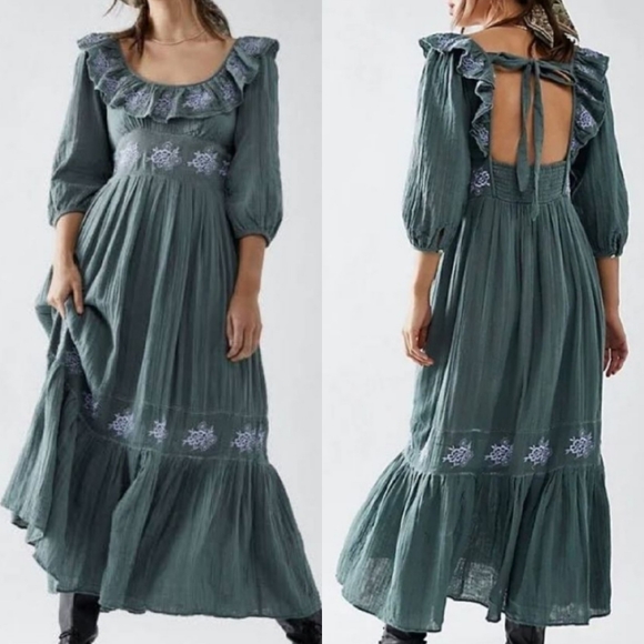 Free People Dresses & Skirts - EUC Free People Embroidered Boho Dress